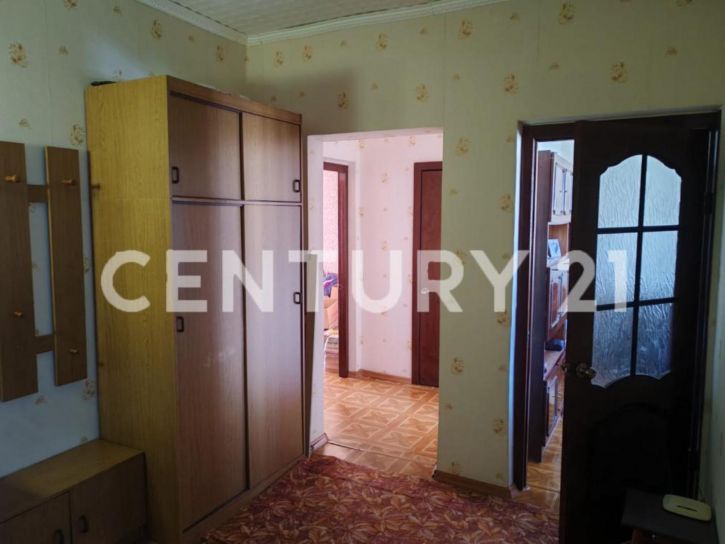 3-комн квартира 202-й микрорайон, 16