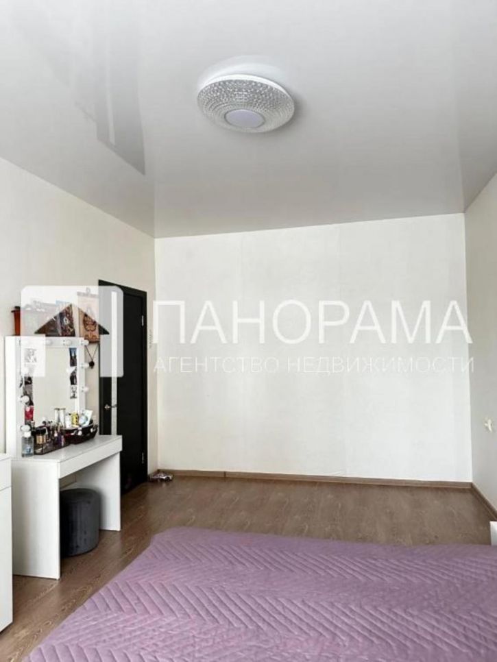 3-комн квартира 202-й микрорайон, 16