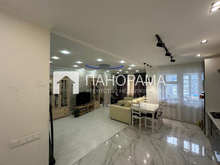 2-комн квартира Ларионова, 16