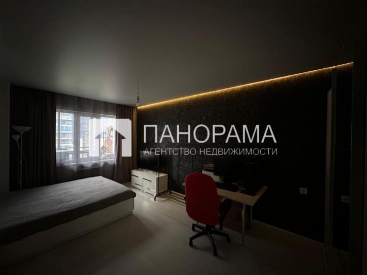 2-комн квартира Ларионова, 16
