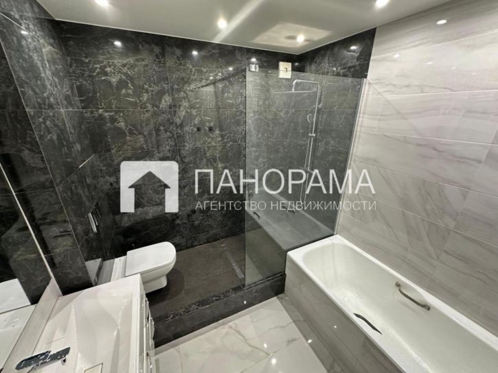 2-комн квартира Ларионова, 16