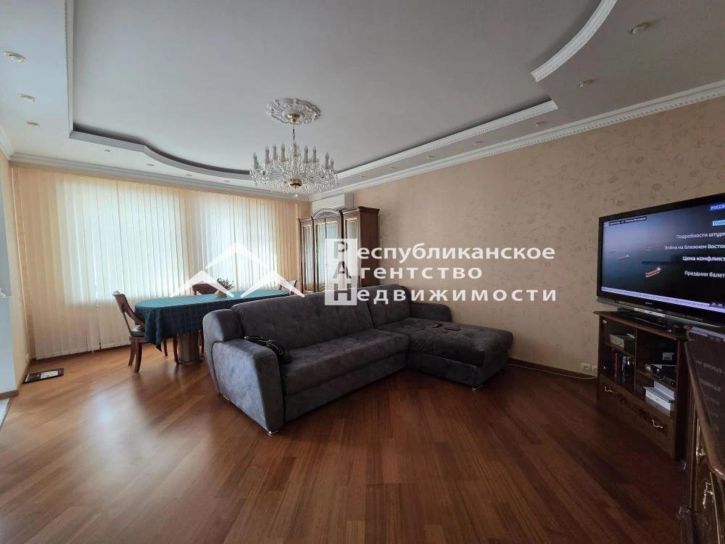 4-комн квартира Аммосова, 4/3