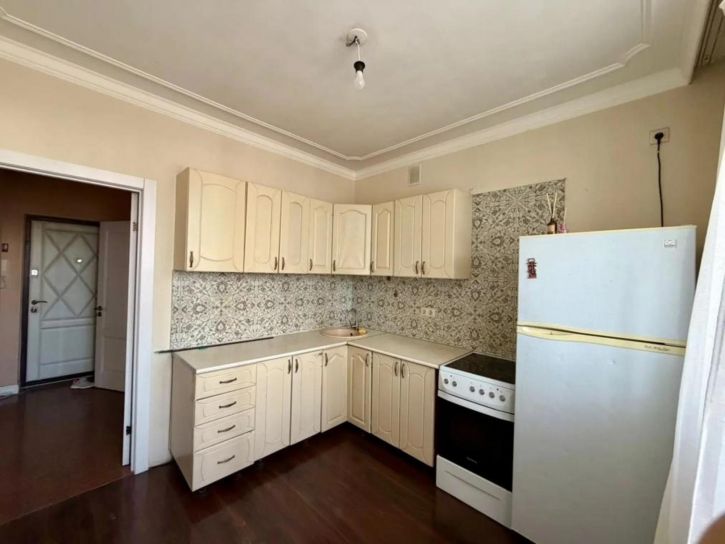 1-комн квартира Петровского, 38