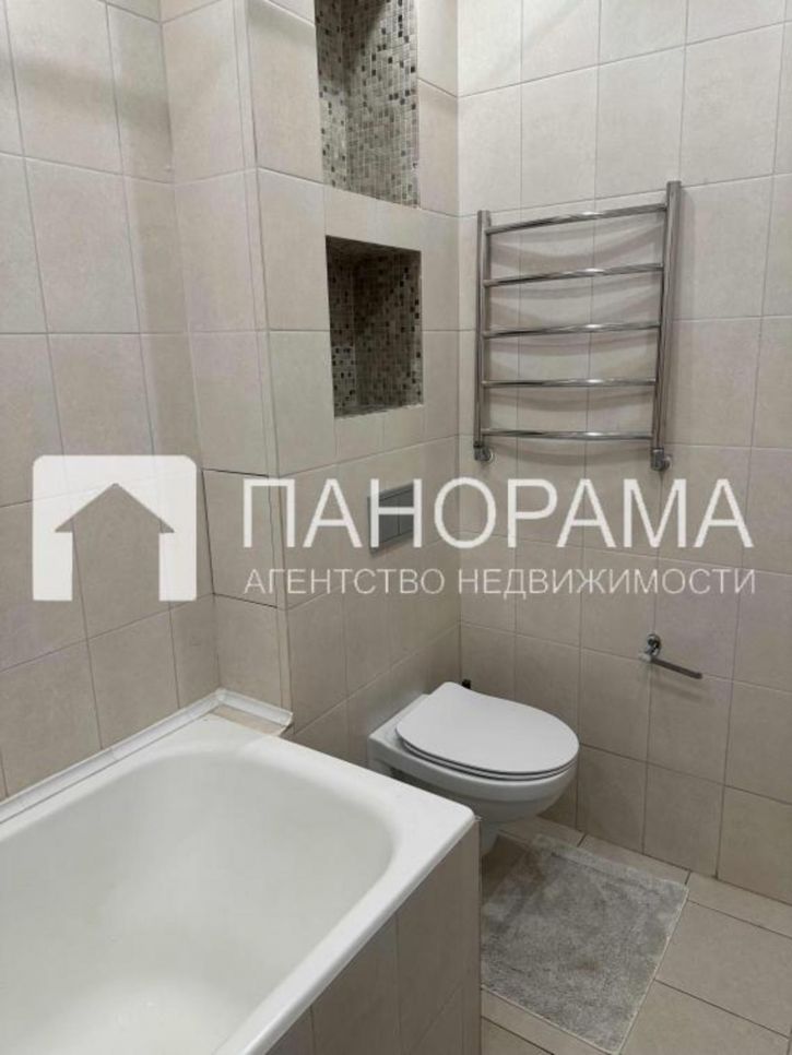 4-комн квартира Красноярова, 1