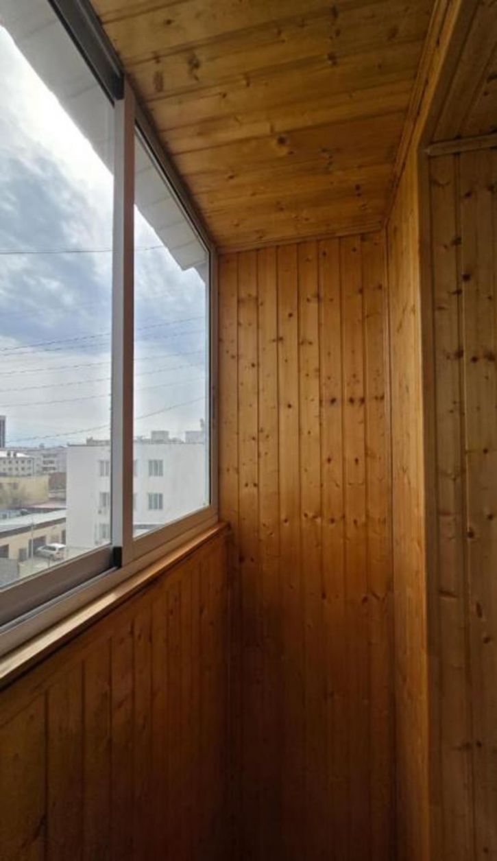 3-комн квартира Дзержинского, 22