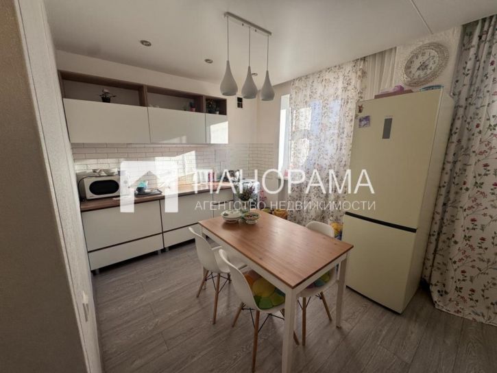 2-комн квартира Дзержинского, 14/2
