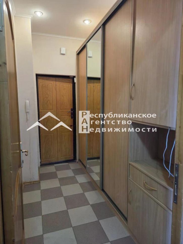 4-комн квартира Петра Алексеева, 83/18