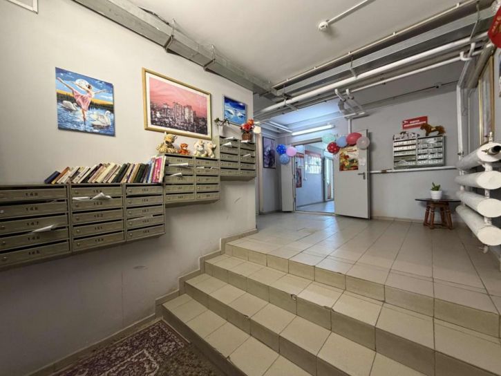 3-комн квартира Крупской, 37А