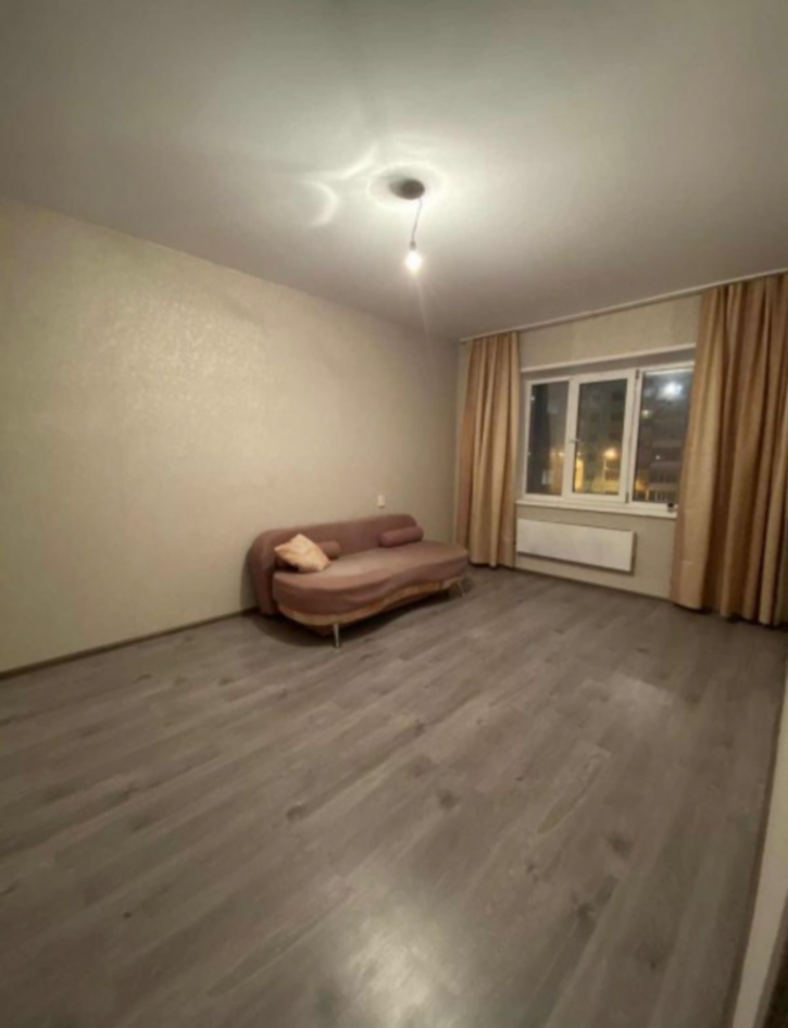 1-комн квартира Петровского, 32/2
