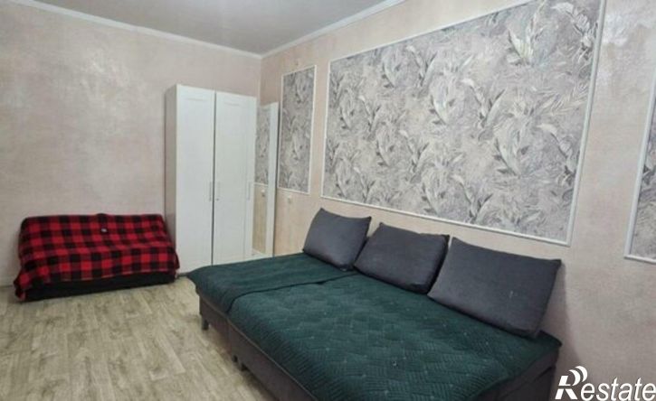 3-комн квартира улица Курнатовского, 2/1,  д. 2/1