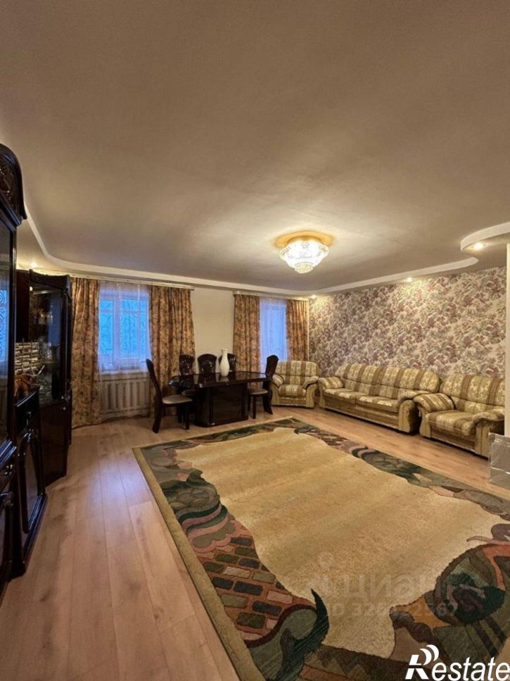 4-комн квартира улица Фёдора Попова, 17/2,  д. 17/2