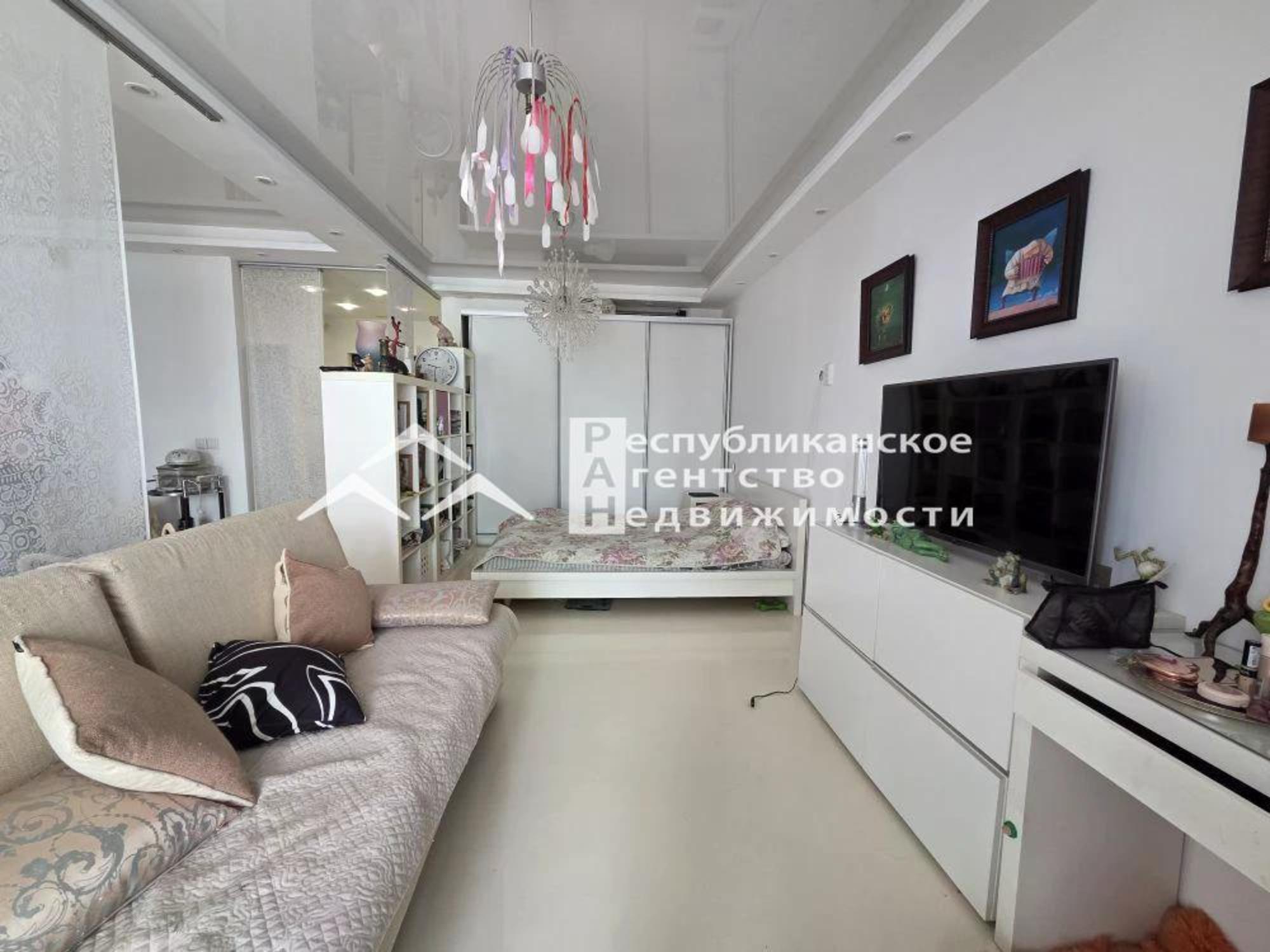 Купить квартиру за 12 000 000 рублей на Курашова, 6
