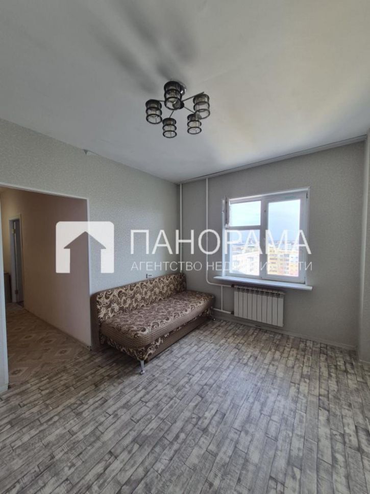 1-комн квартира Короленко, 25