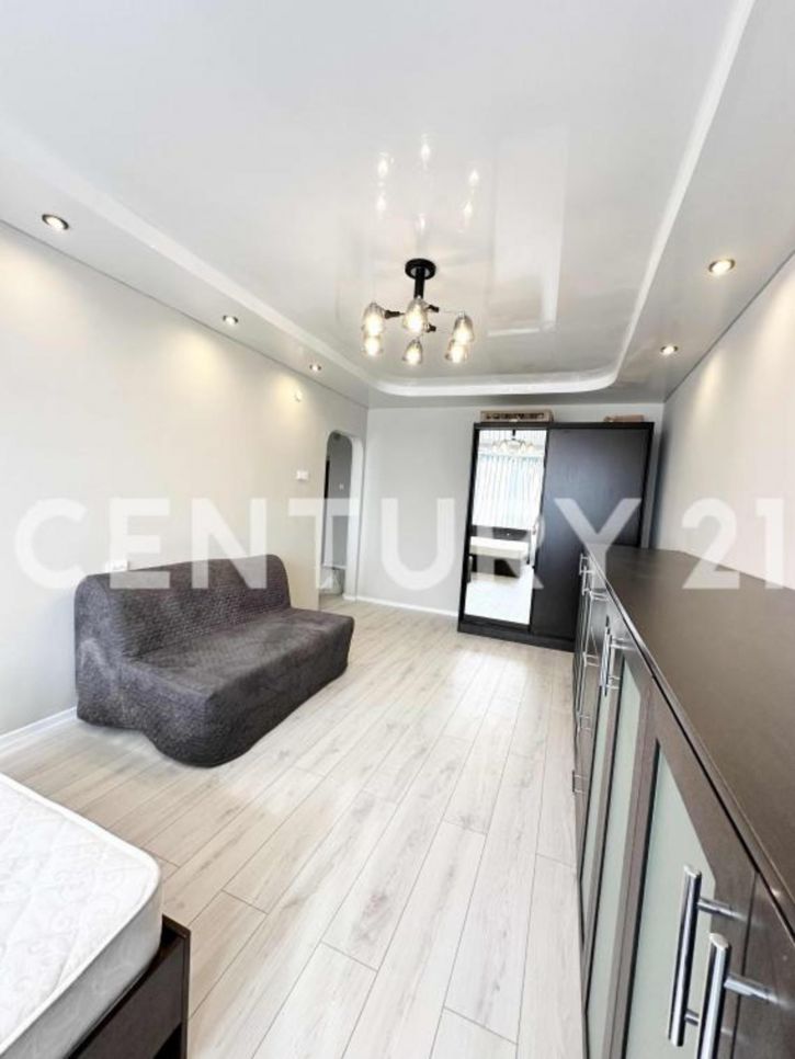 1-комн квартира Петровского, 38
