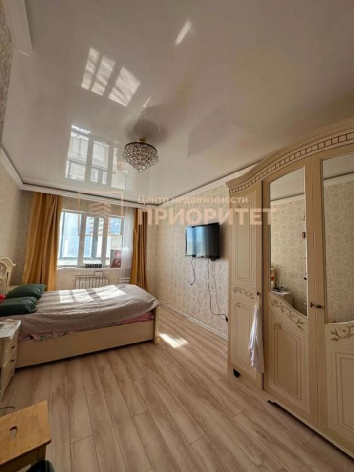 2-комн квартира Ларионова, 16