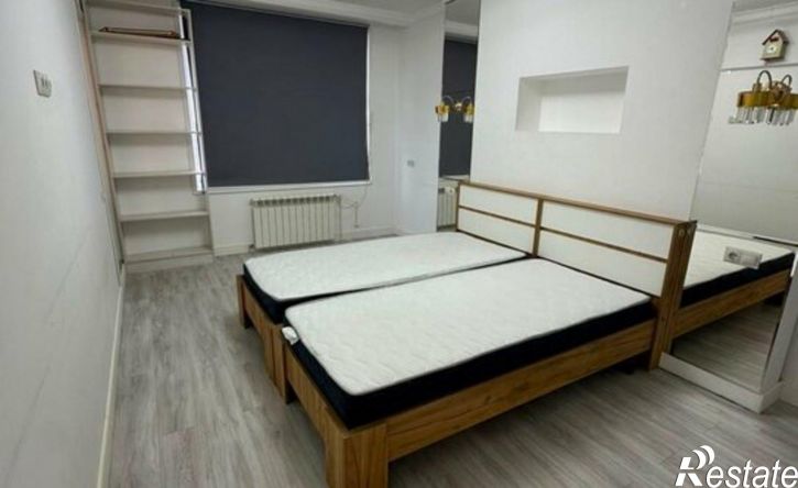 3-комн квартира улица Чкалова, 2,  д. 2