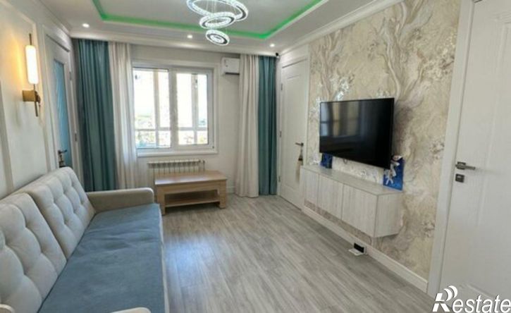 3-комн квартира улица Чкалова, 2,  д. 2