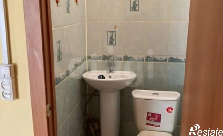 3-комн квартира улица Красильникова, 4,  д. 4