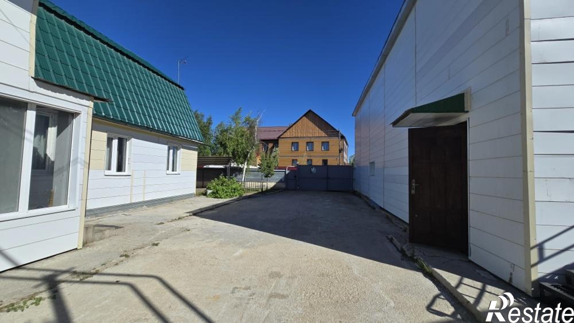 Купить дачу, дом, коттедж за 10 500 000 рублей на Огородников, 22