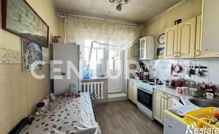 3-комн квартира улица Космонавтов, 17 к1,  д. 17 к1