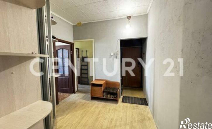 3-комн квартира улица Космонавтов, 17 к1,  д. 17 к1