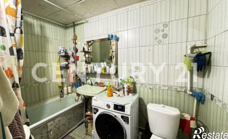 3-комн квартира улица Космонавтов, 17 к1,  д. 17 к1