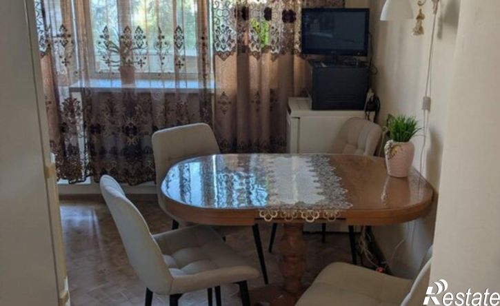 2-комн квартира ул Короленко, 21,  д. 21