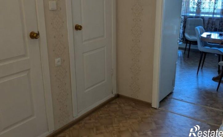2-комн квартира ул Короленко, 21,  д. 21