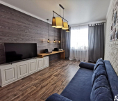 2-комн, 52кв м, этаж 2/4 ул Лонгинова, 38