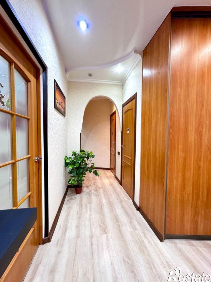3-комн квартира ул Богдана Чижика, 2/2,  д. 2/2