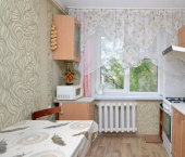 3-комн, 62кв м, этаж 1/4 ул Каландаришвили, 40