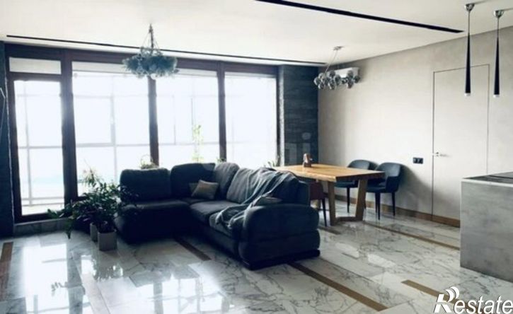 4-комн квартира ул Дзержинского, 11А,  д. 11А
