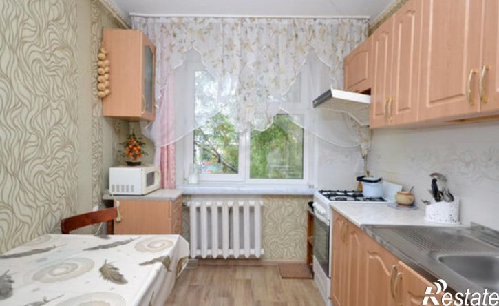 3-комн квартира ул Каландаришвили, 40,  д. 40