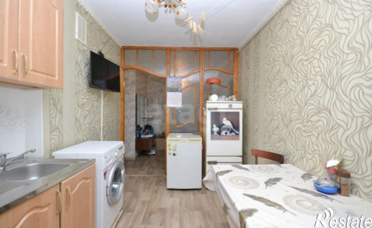 3-комн квартира ул Каландаришвили, 40,  д. 40
