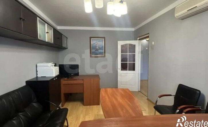 4-комн квартира ул Каландаришвили, 25/8,  д. 25/8