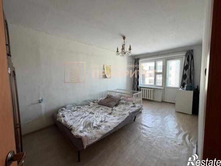 3-комн квартира ул Пояркова, 8,  д. 8