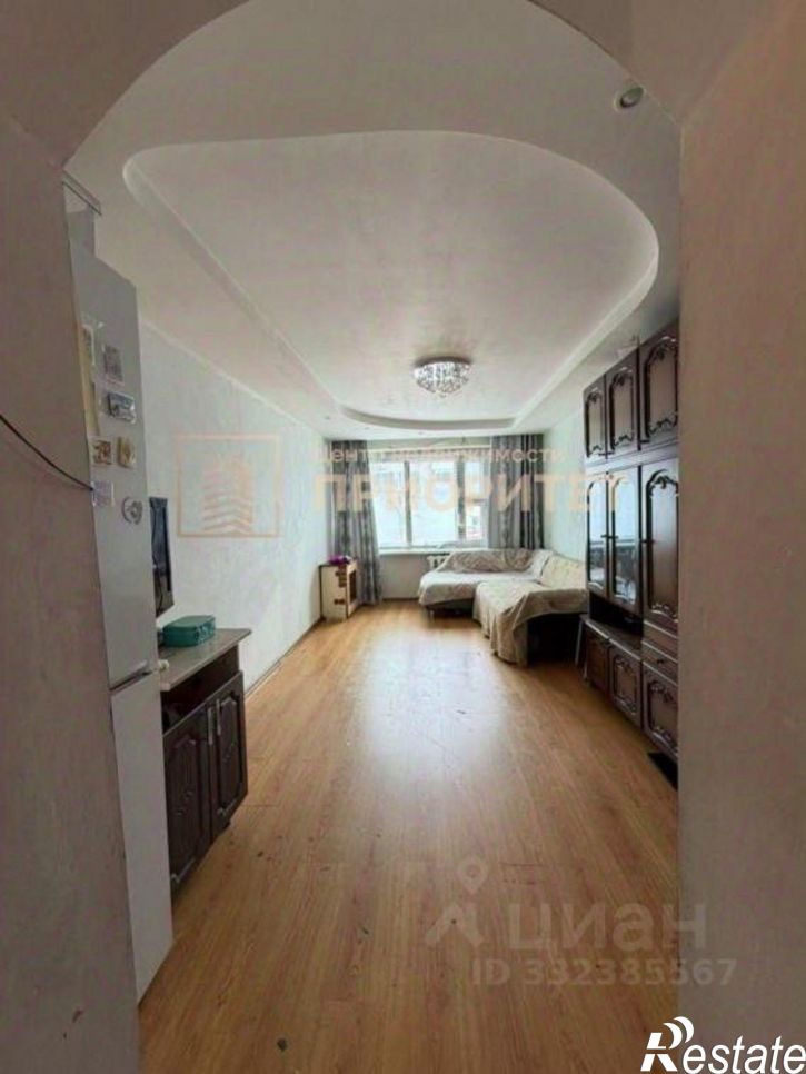 3-комн квартира ул Пояркова, 8,  д. 8