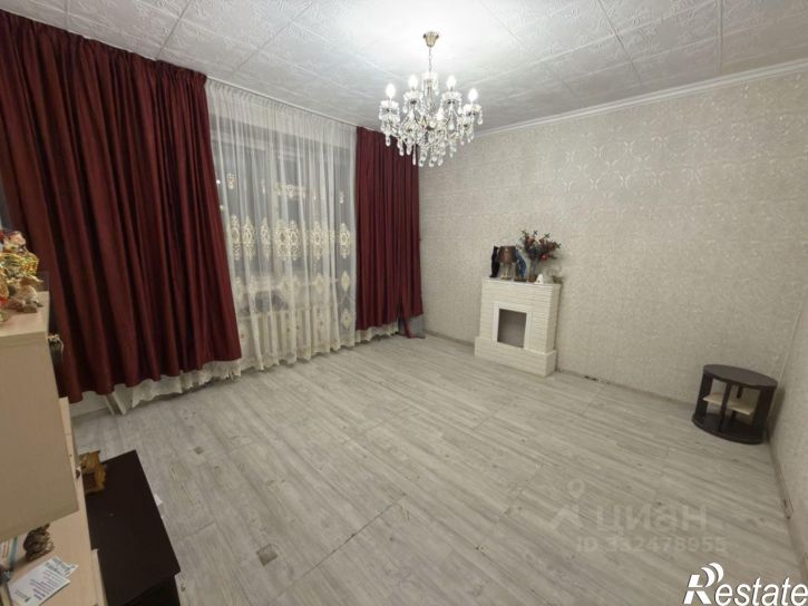 3-комн квартира ул Кальвица, 5,  д. 5