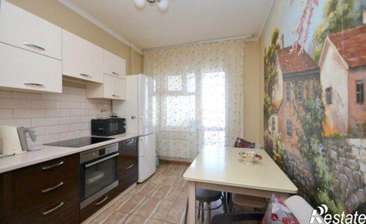 3-комн квартира ул Лермонтова, 102,  д. 102