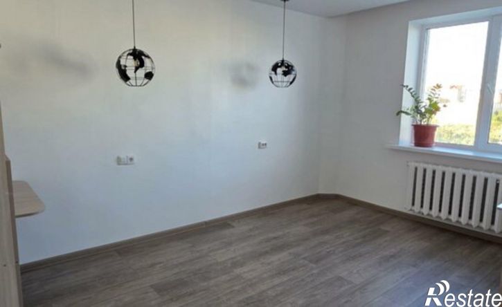 4-комн квартира ул Каландаришвили, 38/2,  д. 38/2