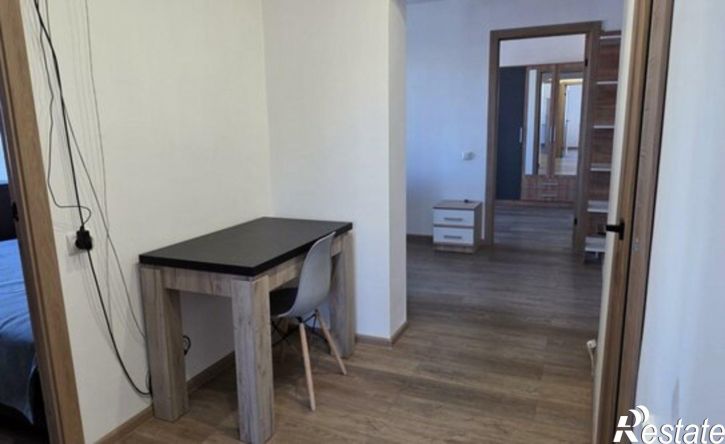 4-комн квартира ул Каландаришвили, 38/2,  д. 38/2