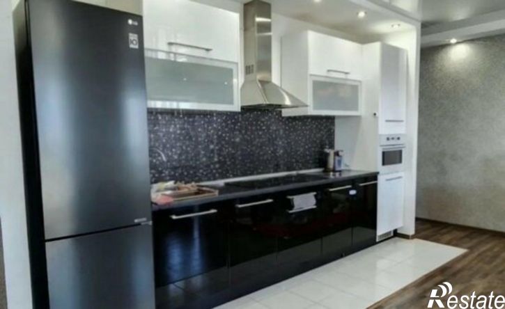 3-комн квартира ул Дзержинского, 34/2,  д. 34/2