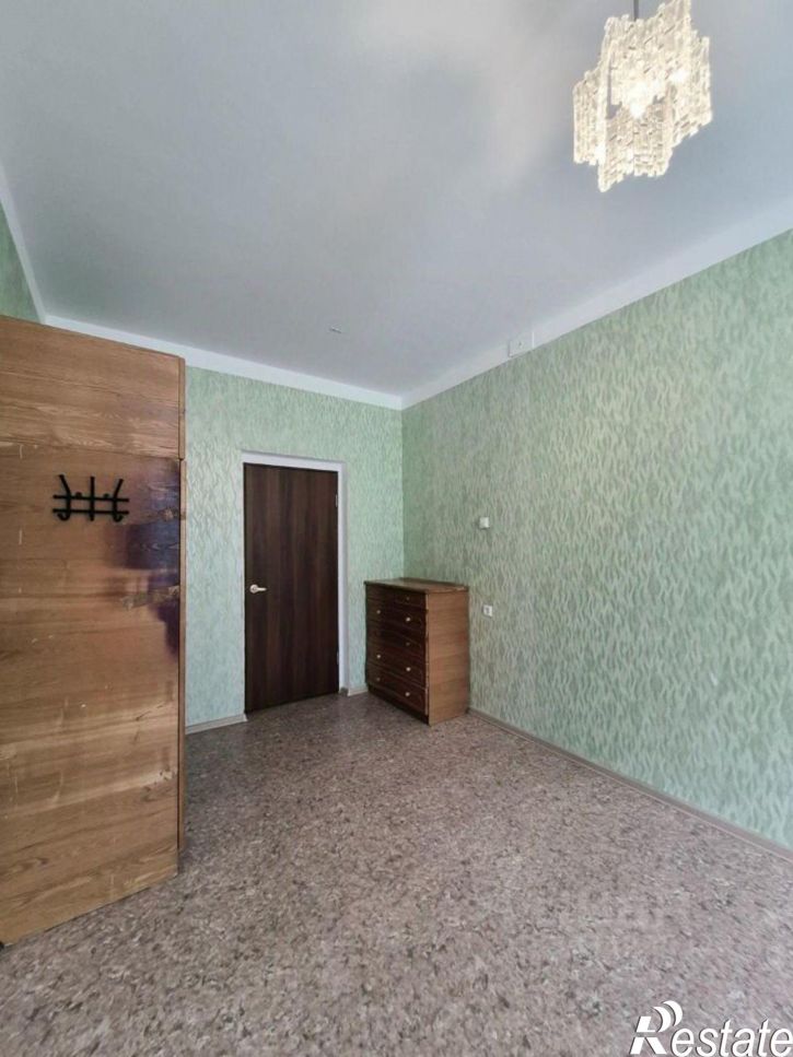 3-комн квартира 203-й м-н, 12