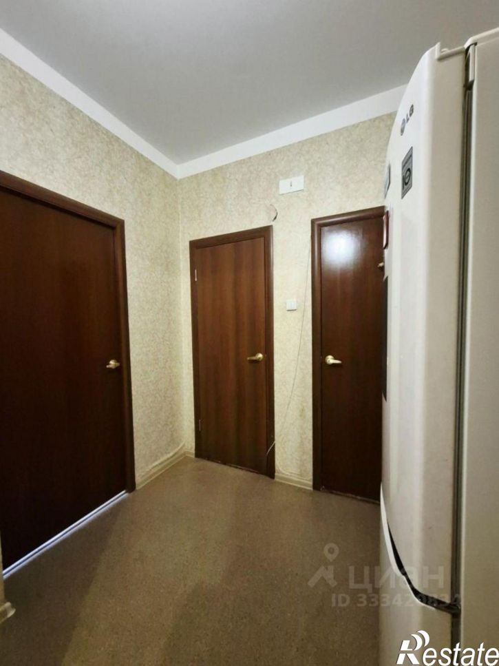 3-комн квартира 203-й м-н, 12