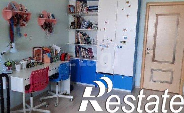 3-комн квартира улица Красноярова, 1,  д. 1