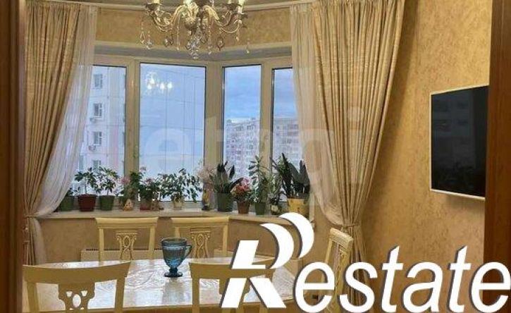 4-комн квартира Республика Саха (Якутия), 203-й микрорайон, 6