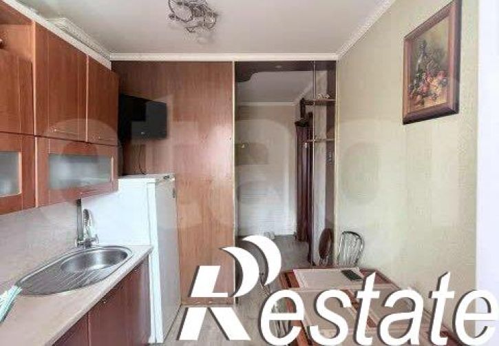 2-комн квартира улица Дзержинского, 8/3,  д. 8/3