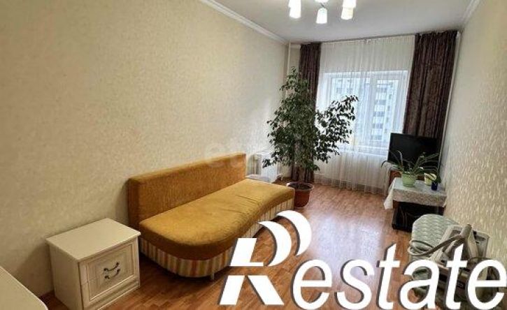 3-комн квартира улица Петровского, 10,  д. 10