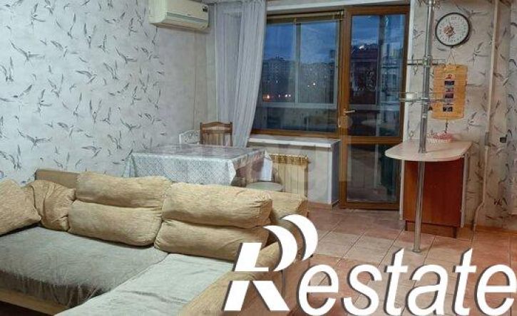 4-комн квартира улица Дзержинского, 9,  д. 9