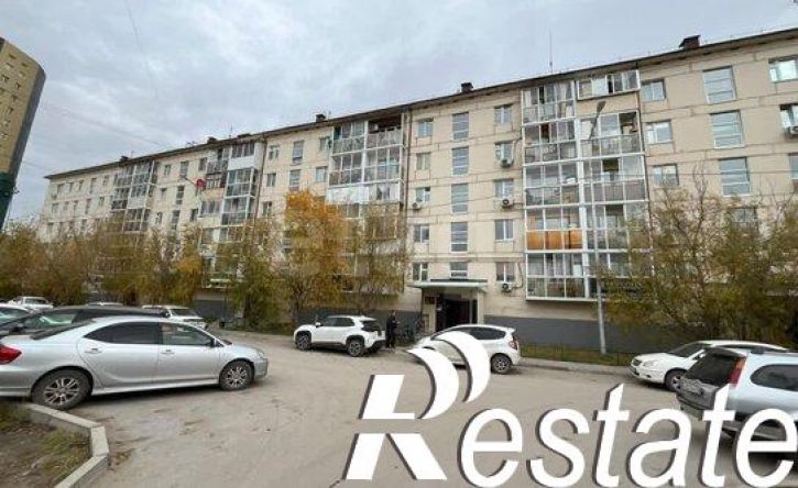 4-комн квартира улица Дзержинского, 9,  д. 9